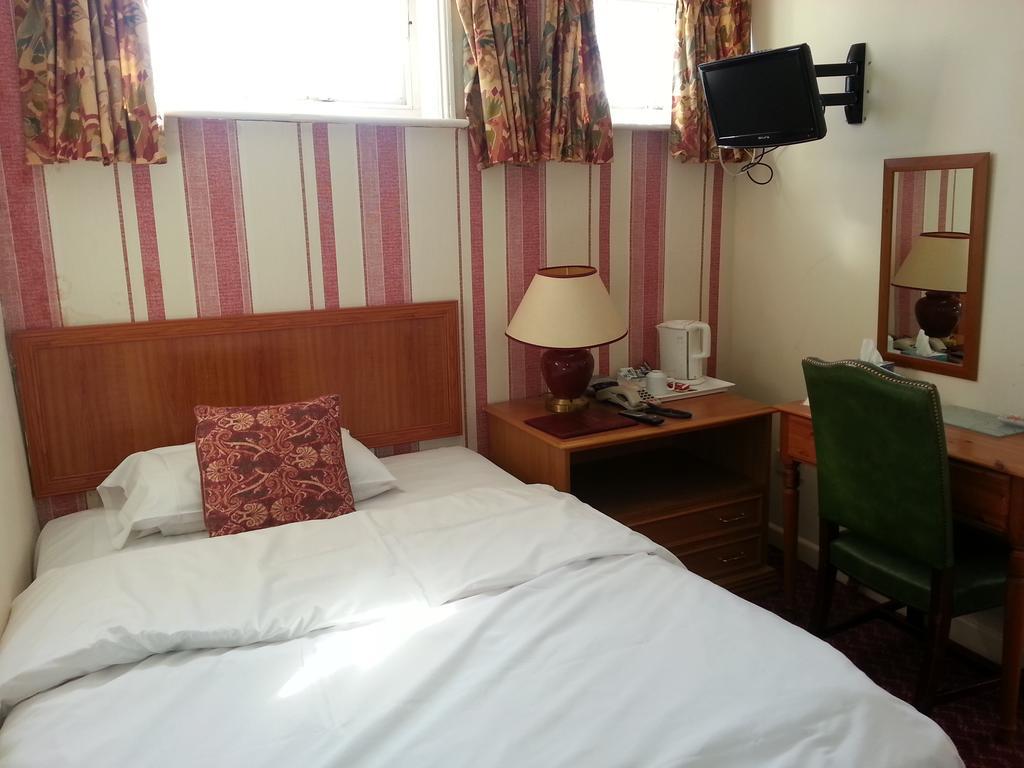 Cadogan Hotel Newmarket  Ngoại thất bức ảnh