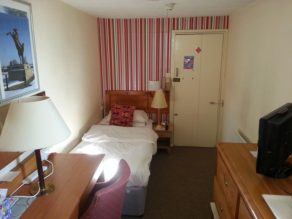 Cadogan Hotel Newmarket  Ngoại thất bức ảnh