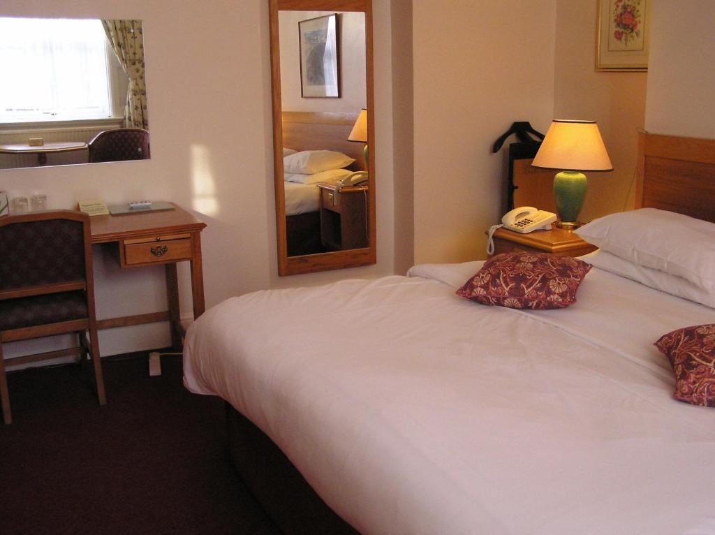 Cadogan Hotel Newmarket  Phòng bức ảnh